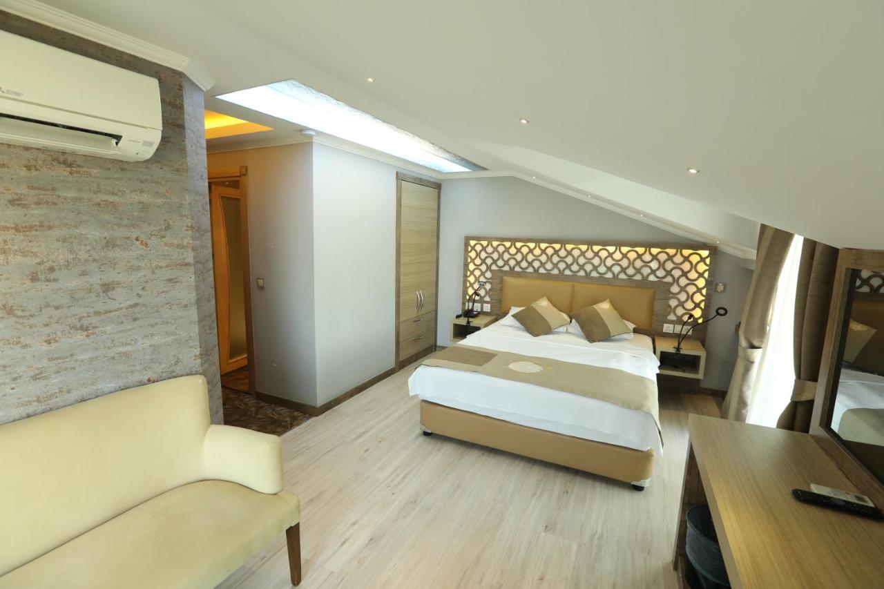 Unluselek Hotel อานามูร์ ภายนอก รูปภาพ