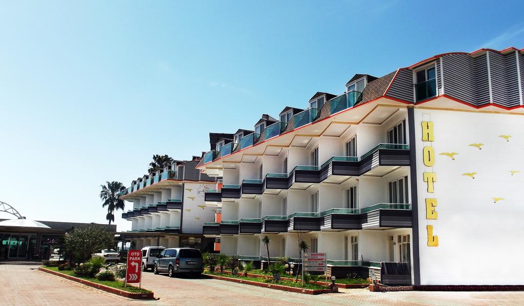 Unluselek Hotel อานามูร์ ภายนอก รูปภาพ
