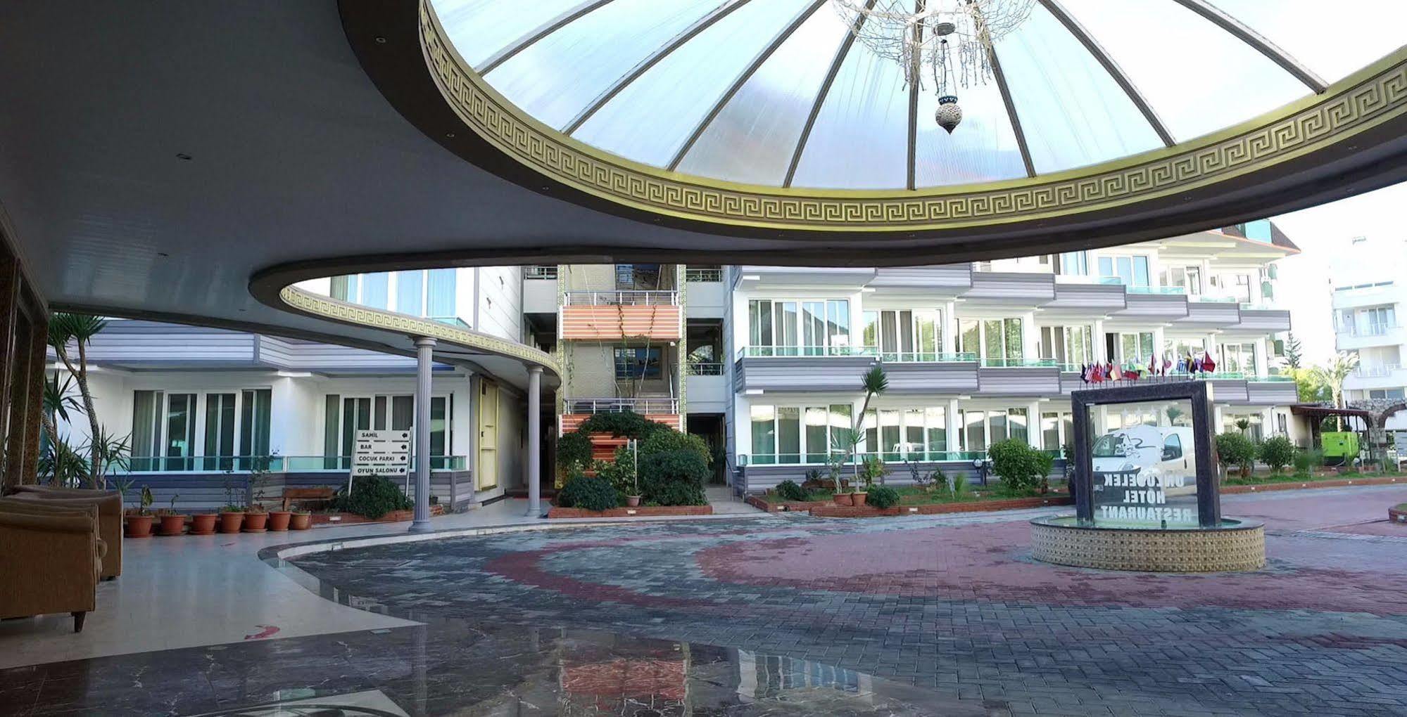 Unluselek Hotel อานามูร์ ภายนอก รูปภาพ